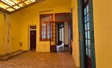 VENTA PH 3 ambientes con patio en Flores