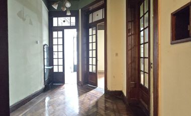 VENTA PH 3 ambientes con patio en Flores