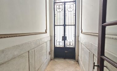 VENTA PH 3 ambientes con patio en Flores