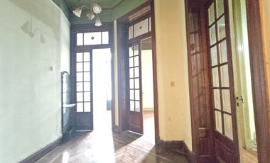 VENTA PH 3 ambientes con patio en Flores