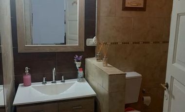 Casa en alquiler de 3 dormitorios c/ cochera en Ituzaingó Norte