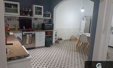 Casa en alquiler de 3 dormitorios c/ cochera en Ituzaingó Norte