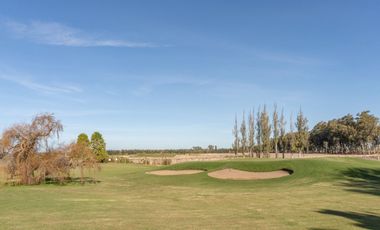 Venta Casa Club Campos de Golf Las Praderas Lujan
