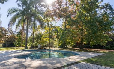 Venta Casa Club Campos de Golf Las Praderas Lujan