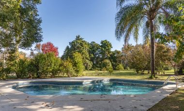Venta Casa Club Campos de Golf Las Praderas Lujan