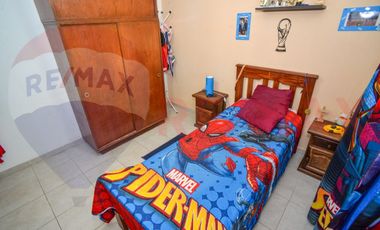 Casa moderna en Praderas. 3 Dormitorios y pileta.