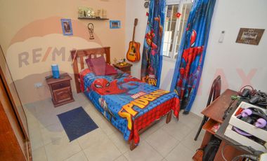 Casa moderna en Praderas. 3 Dormitorios y pileta.
