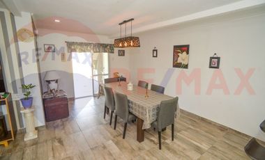Casa moderna en Praderas. 3 Dormitorios y pileta.
