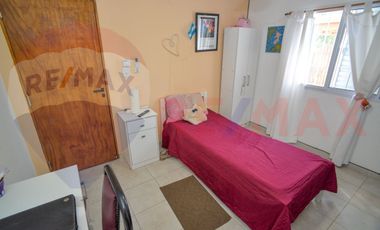 Casa moderna en Praderas. 3 Dormitorios y pileta.