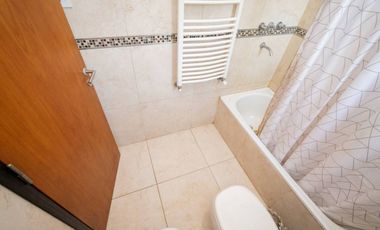 VENTA HERMOSA CASA NUEVA EN LOS MOLINOS