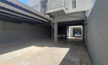 Venta Cochera Urquiza y Juan de Garay