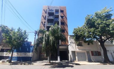 Venta Cochera Urquiza y Juan de Garay