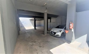 Venta Cochera Urquiza y Juan de Garay