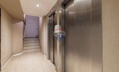 VENTA SEMIPISO EN BOULEVARD C/VISTAS AL RIO.