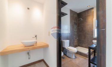 VENTA SEMIPISO EN BOULEVARD C/VISTAS AL RIO.