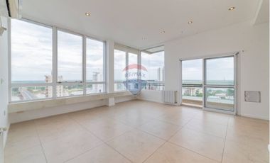 VENTA SEMIPISO EN BOULEVARD C/VISTAS AL RIO.