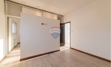 VENTA SEMIPISO EN BOULEVARD C/VISTAS AL RIO.