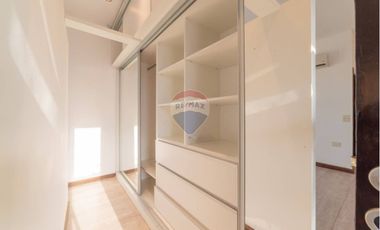 VENTA SEMIPISO EN BOULEVARD C/VISTAS AL RIO.