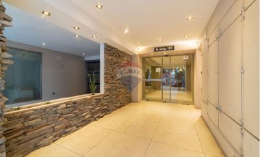 VENTA SEMIPISO EN BOULEVARD C/VISTAS AL RIO.