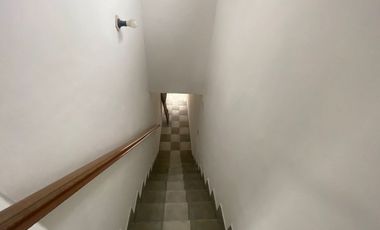 Departamento de 1 dormitorio en planta alta.
