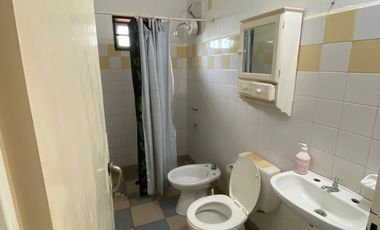 ALQUILER CASA 2 DORMI Z/JAURETCHE Y AV.QUARANTA BÂ° 20 VIVIENDAS