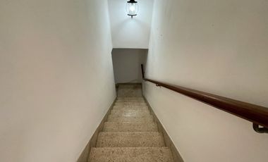 CASA EN VENTA 3 AMB CON COCHERA Y TERRAZA. RAMOS