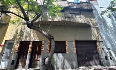 GALPON/DEPOSITO CON OFICINAS EN PQUE PATRICIOS