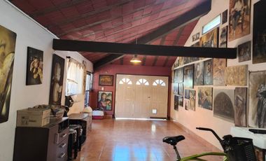 CASA 4 AMB C/ JARDIN, COCHERA, QUINCHO. LLAVALLOL