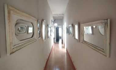 CASA 4 AMB C/ JARDIN, COCHERA, QUINCHO. LLAVALLOL
