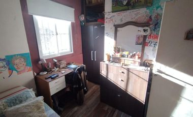 CASA 4 AMB C/ JARDIN, COCHERA, QUINCHO. LLAVALLOL