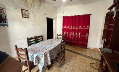CASA 4 AMBIENTES EN VENTA EN LANUS ESTE