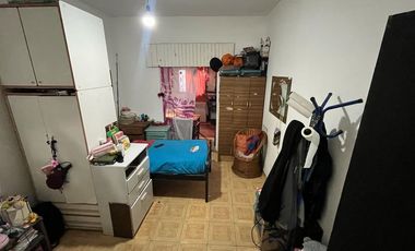 CASA 4 AMBIENTES EN VENTA EN LANUS ESTE