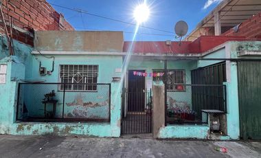 CASA 4 AMBIENTES EN VENTA EN LANUS ESTE