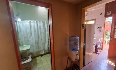 VENTA PH 3 AMB AL FRENTE 2 LOCALES PATIO, LANUS