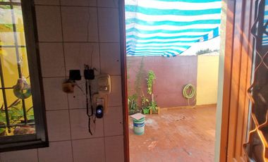 VENTA PH 3 AMB AL FRENTE 2 LOCALES PATIO, LANUS