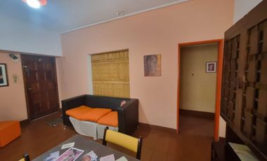 VENTA PH 3 AMB AL FRENTE 2 LOCALES PATIO, LANUS