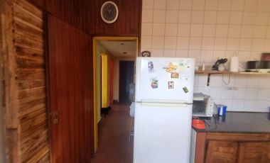 VENTA PH 3 AMB AL FRENTE 2 LOCALES PATIO, LANUS