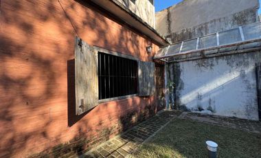 CASA 3 AMBIENTES VENTA EN LONGCHAMPS APTO CREDITO