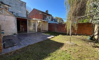 CASA 3 AMBIENTES VENTA EN LONGCHAMPS APTO CREDITO
