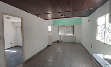 CASA 3 AMBIENTES CON COCHERA ALQUILER LLAVALLOL