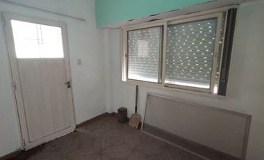 CASA 3 AMBIENTES CON COCHERA ALQUILER LLAVALLOL