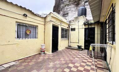Venta de casa  multifamilar 7 ambientes