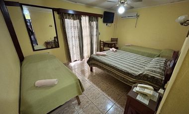 ALQUILA HABITACIONES-- RESIDENCIA UNIVERSITARIA FEMENINA