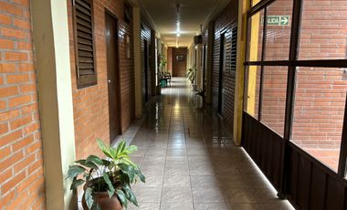 ALQUILA HABITACIONES-- RESIDENCIA UNIVERSITARIA FEMENINA
