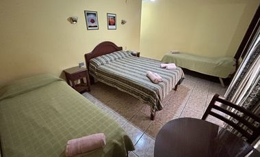 ALQUILA HABITACIONES-- RESIDENCIA UNIVERSITARIA FEMENINA
