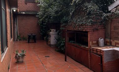 ALQUILA HABITACIONES-- RESIDENCIA UNIVERSITARIA FEMENINA