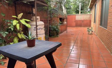 ALQUILA HABITACIONES-- RESIDENCIA UNIVERSITARIA FEMENINA