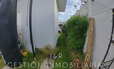 Casa en Venta en Echaurren con avenida República