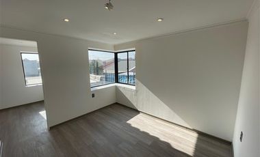 Casa en Arriendo en Carrizo 2897