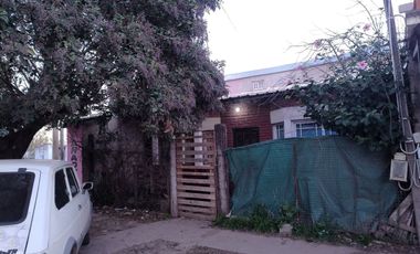 VENTA DE  CASA 2 LOCAL Y DEPTO. FRANCISCO ALVAREZ